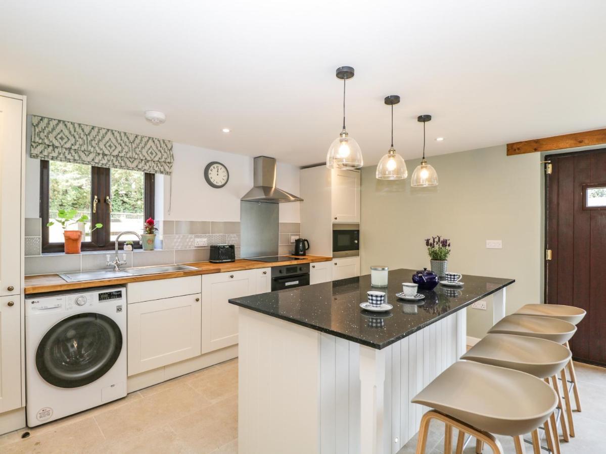 Holiday home Petals Patch Cheltenham