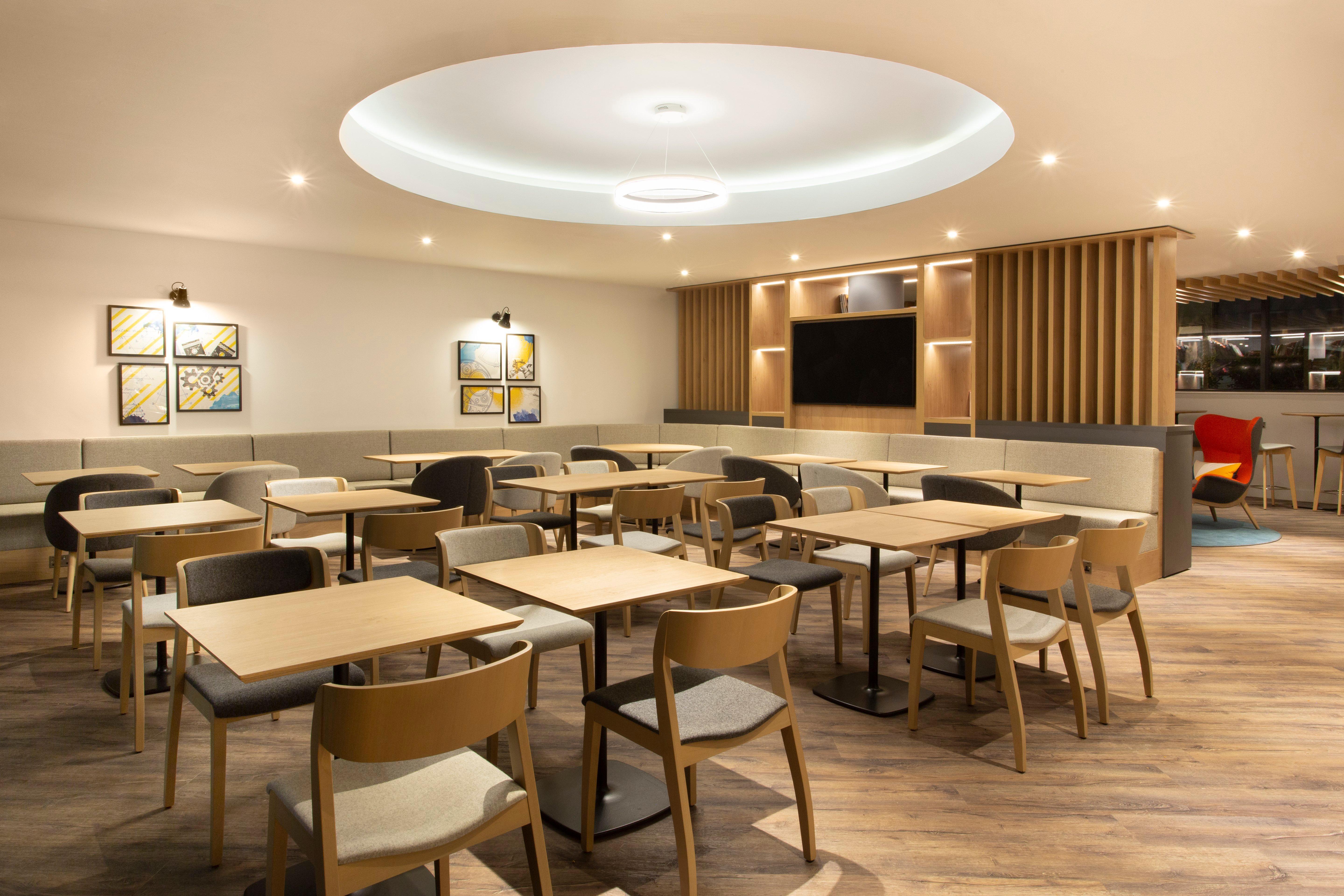 Express Town Centre By Ihg 3* Cheltenham