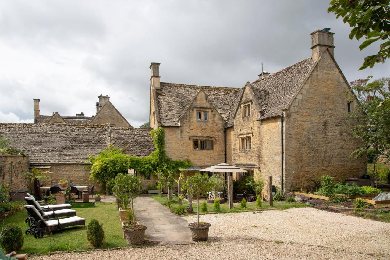 Holiday home Village Centre Traditional Farm Manor House W Hot Tub Cheltenham