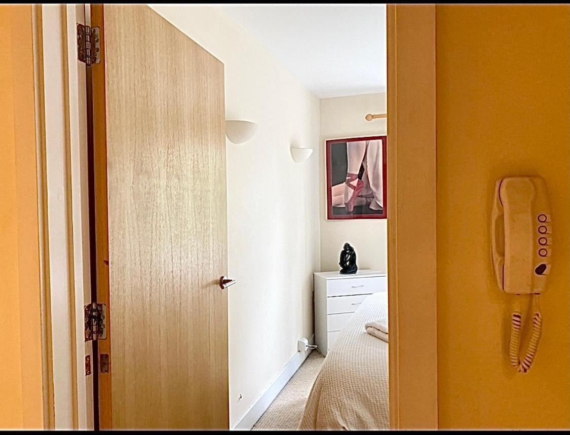Double Bedroom With Pt/b * Cheltenham