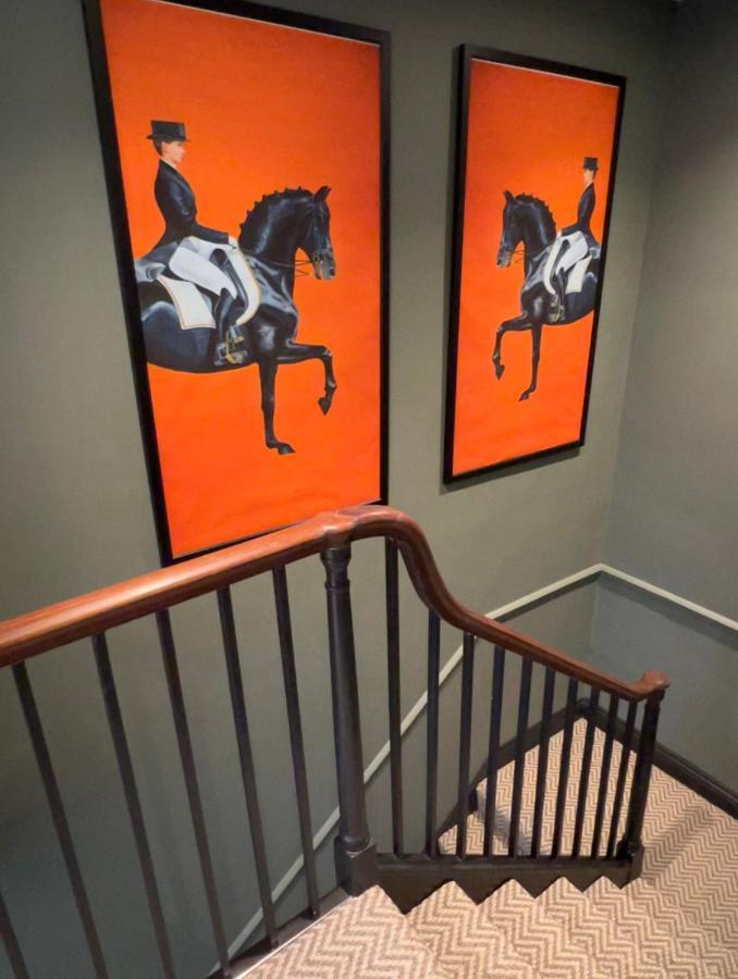 Unique & Stylish Town House, Cheltenham