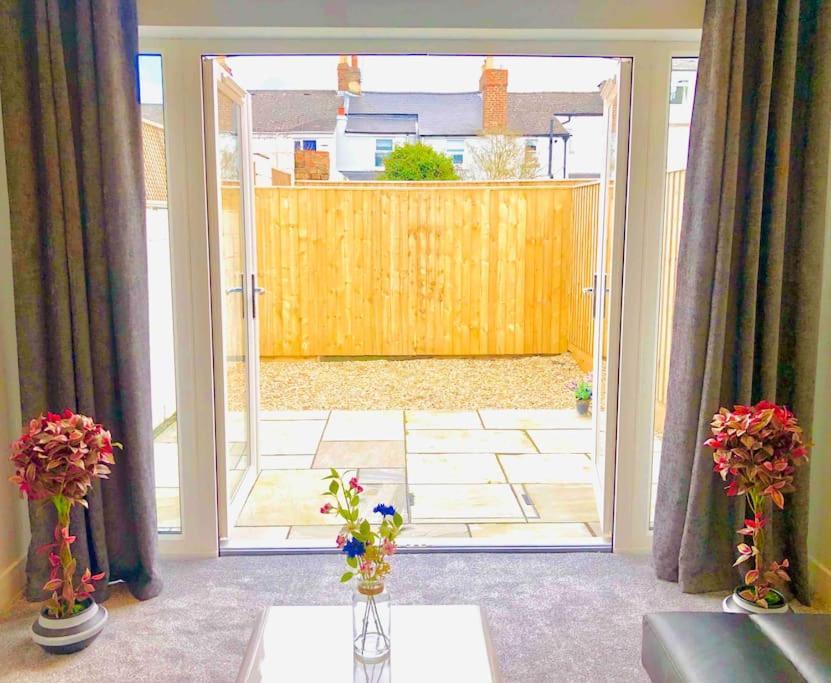 Centrally Situated House Private Parking Holiday home