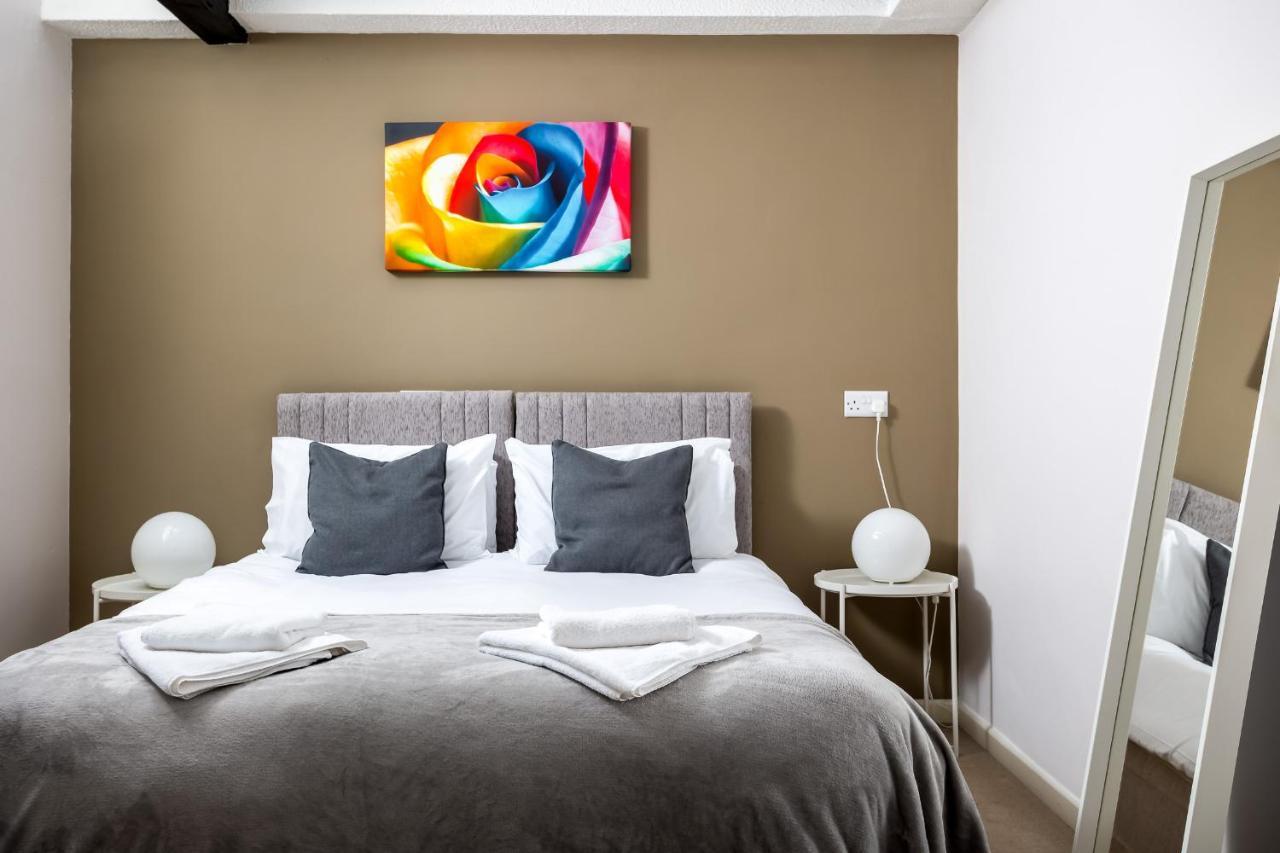 Curb Properties - Super Moments From Town Centre