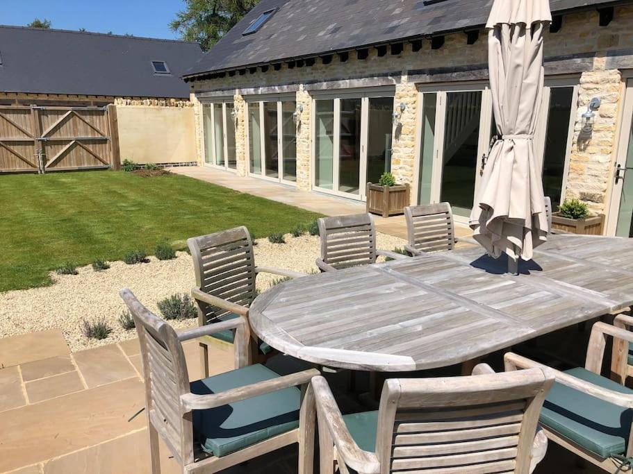 Stone Barn, Contemporary Barn Conversion Cheltenham