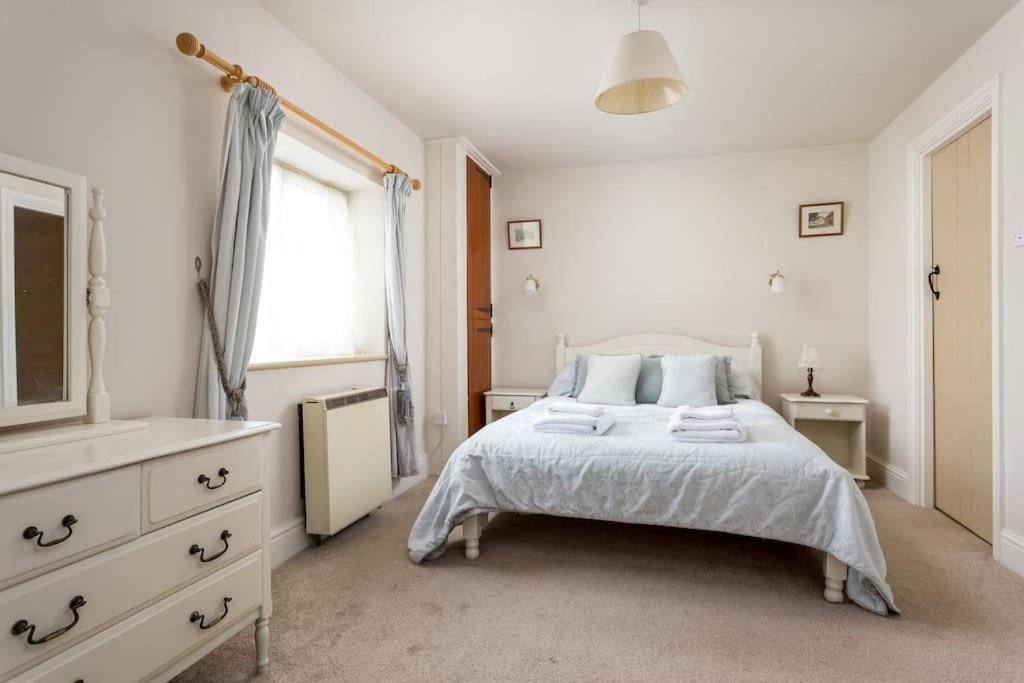 Stanway House, 8 Bedroom, 8 Bath Cheltenham