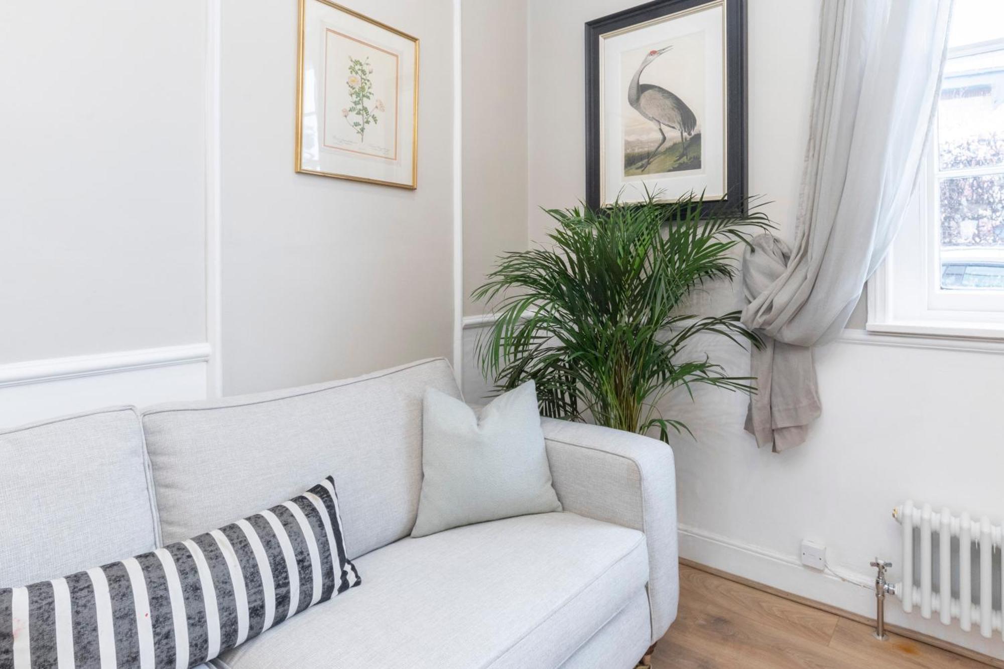 Beautiful 4 Bedroom Holiday home