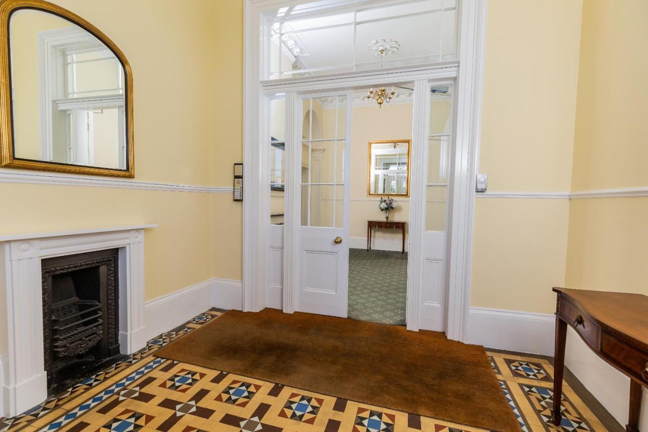 21 Montpellier House - By Luxury * Cheltenham