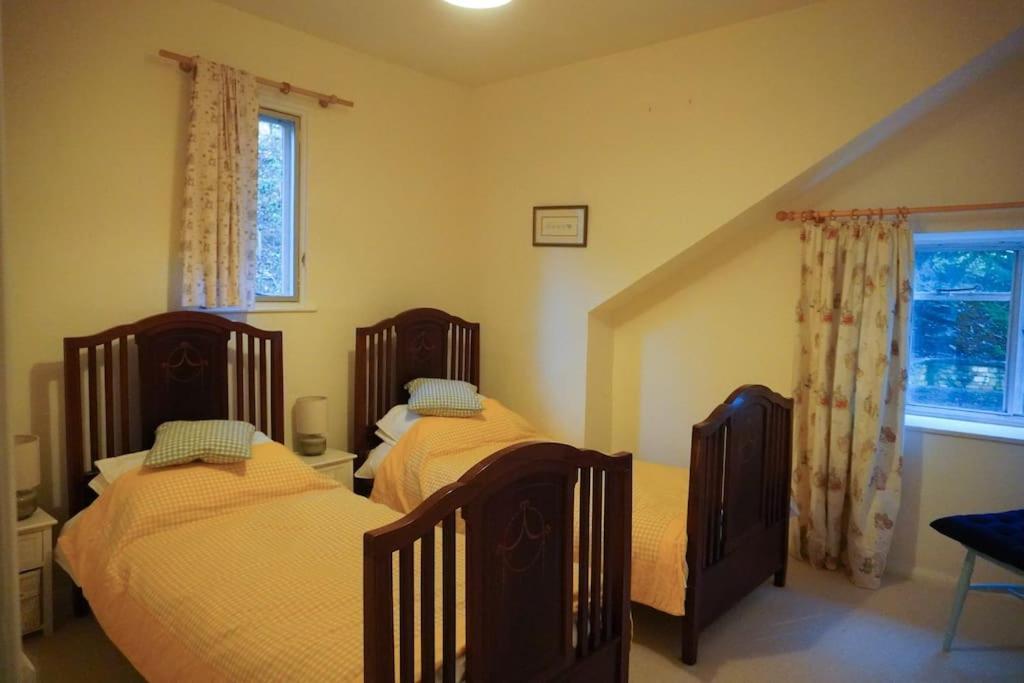 The Snicket - Traditional Cotswold Holiday home *