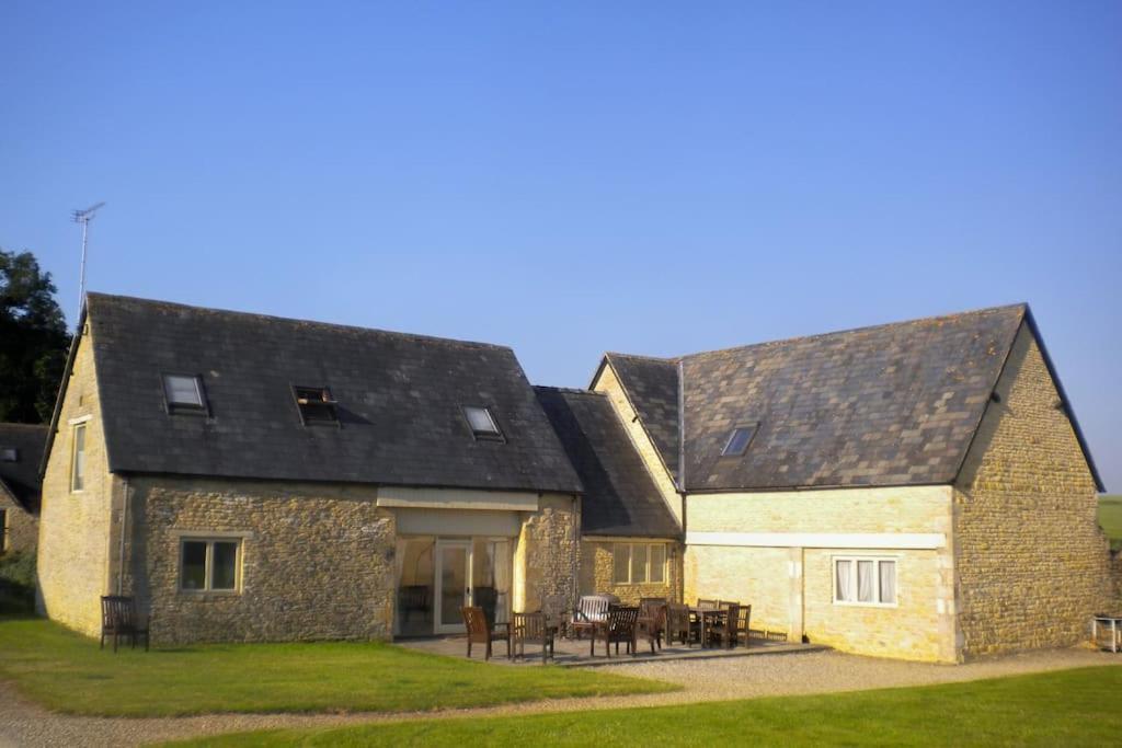 Broadway House, 7 Bedroom, 6 Baths Holiday home
