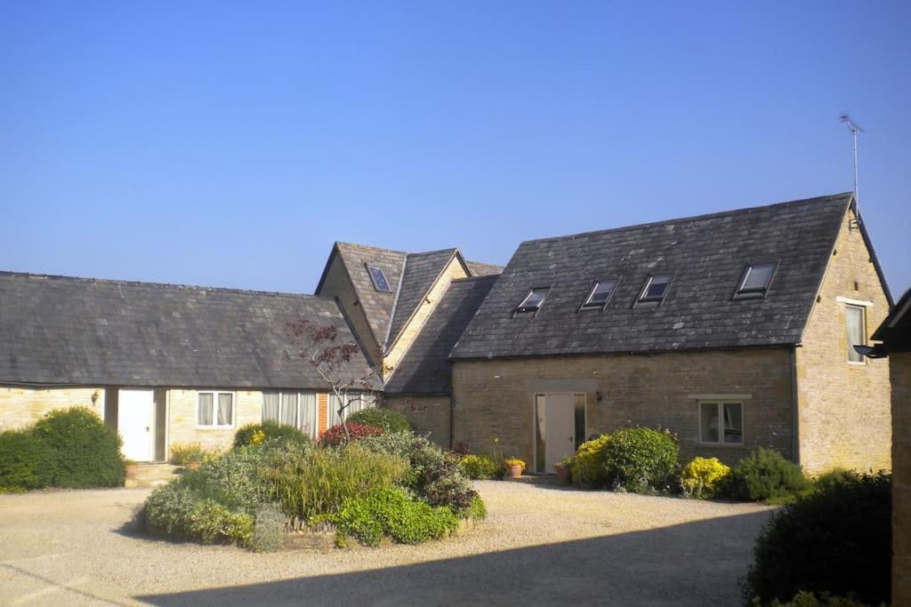 Broadway House, 7 Bedroom, 6 Baths Cheltenham
