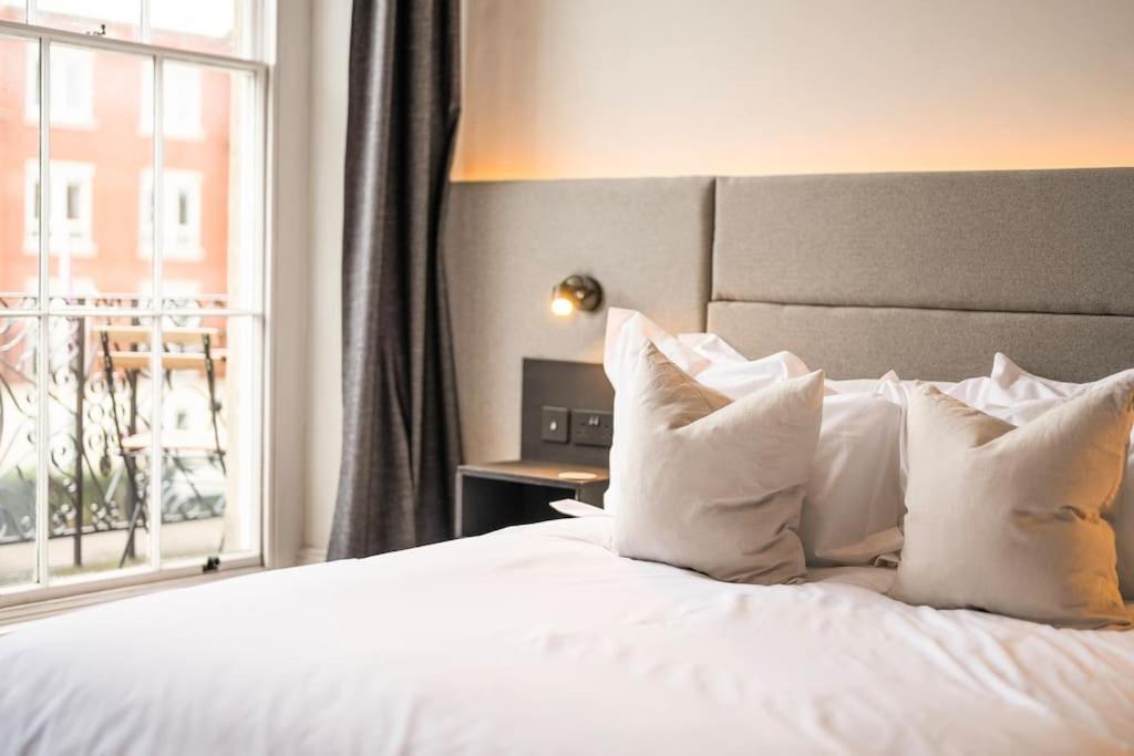 Apartment High End Free Parking Wifi Balcony Ensuite