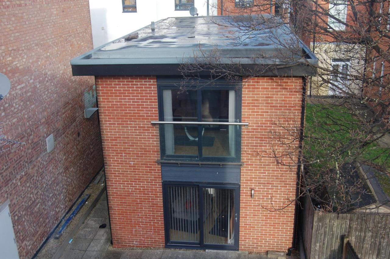 Apartment Saracens Courtyard By Swa *