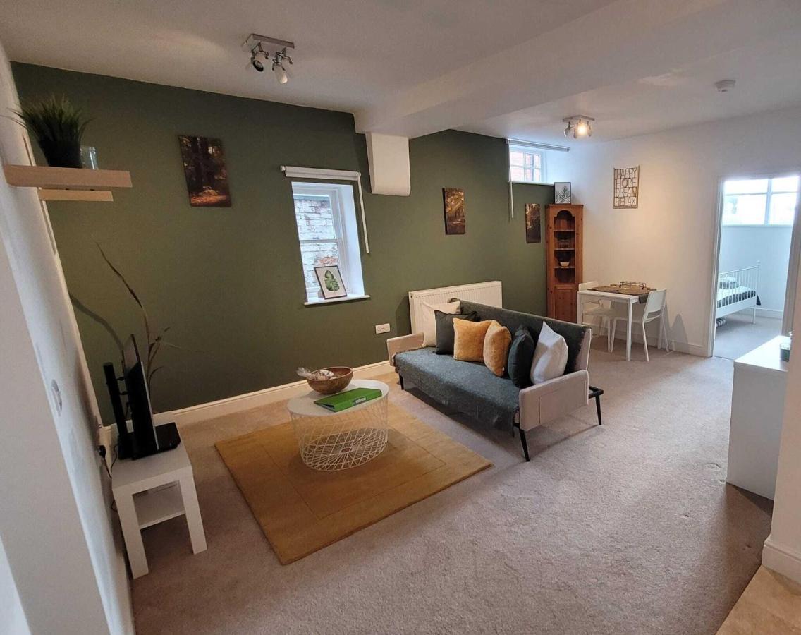 7b Lansdown Place Lane Cheltenham