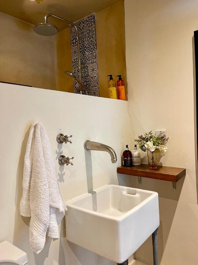Bull Pen Annexe Apartment Cheltenham