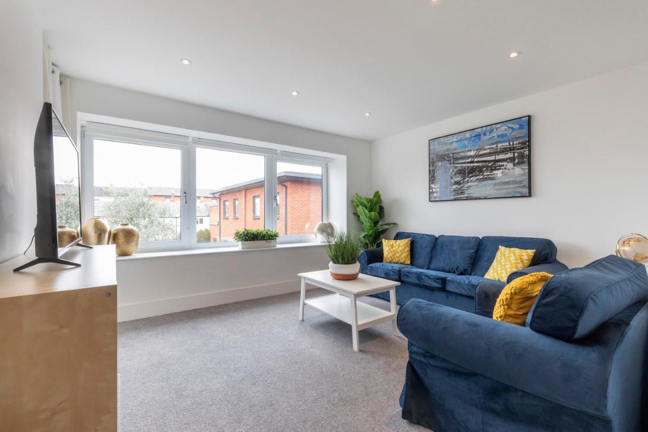 Holiday home Spacious 3 Bed Cheltenham