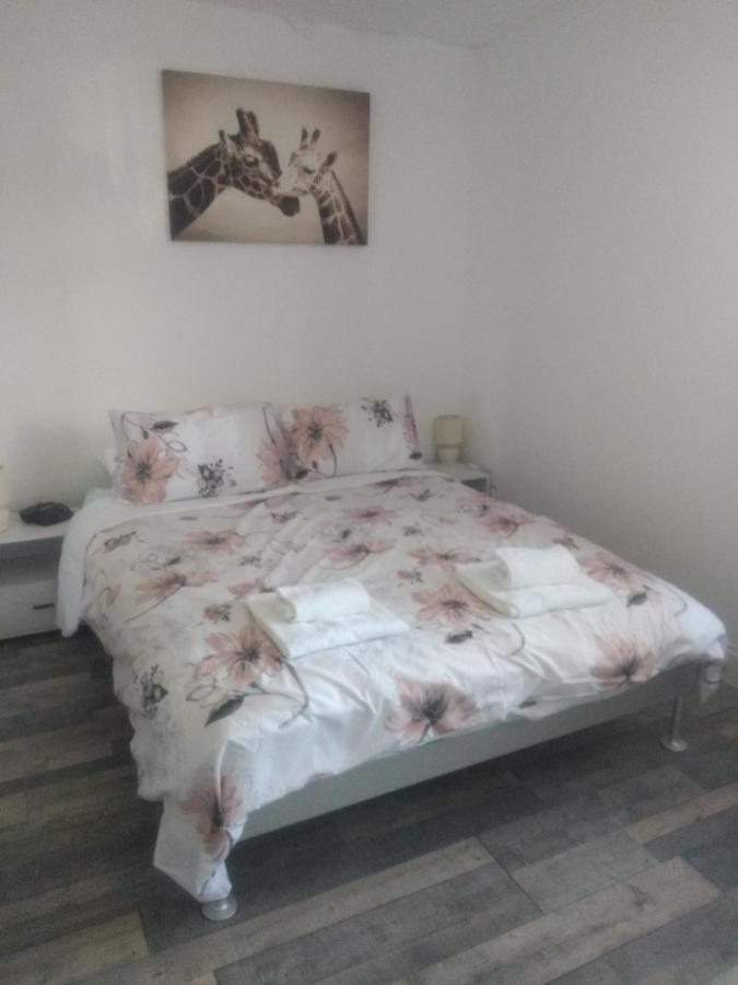 Holiday home - 3 Bedroom, Parking, Disneyplus *