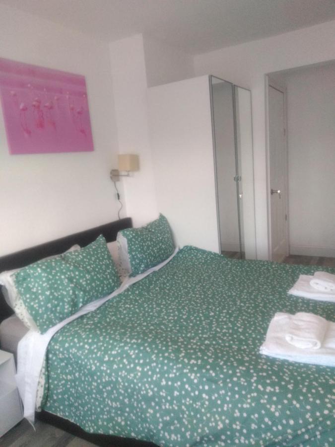 Holiday home - 3 Bedroom, Parking, Disneyplus *