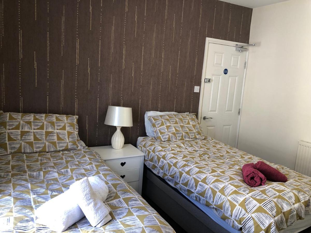 Homestay Comfortable Away From Home, Town Centre, Free Parking,multiple
