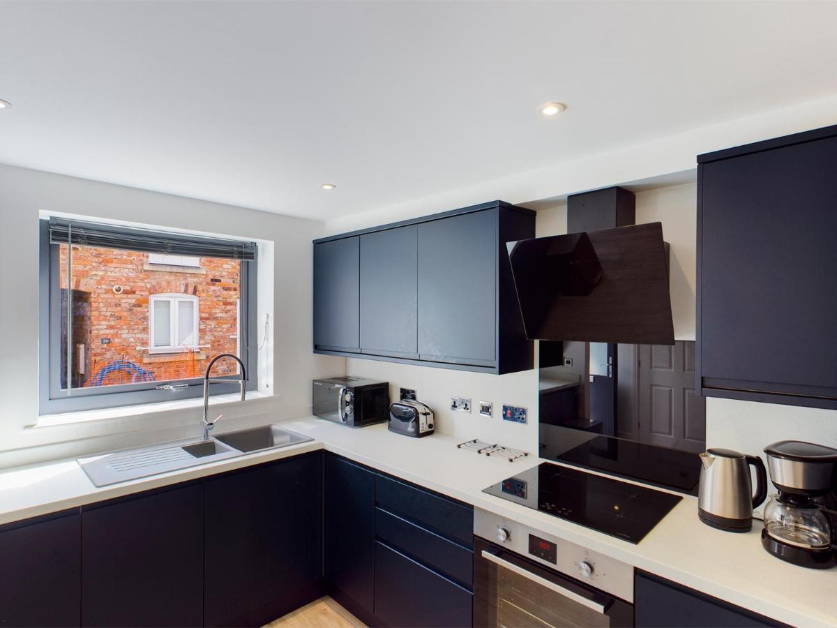 Hidden Gem Free Parking Wi -fi Courtyard * Cheltenham