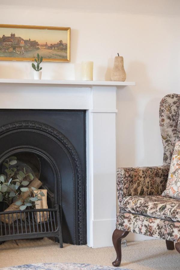 Apartment Spacious 3br Victorian Loft Flat In Cotswolds - Free Parking *