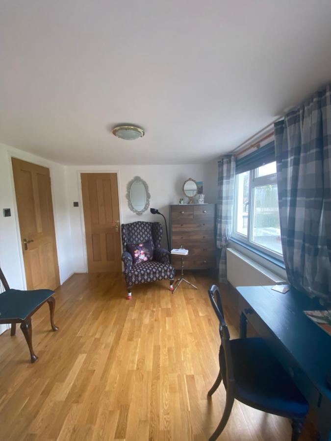 Bed & Breakfast Zen Cottage, Cheltenham *
