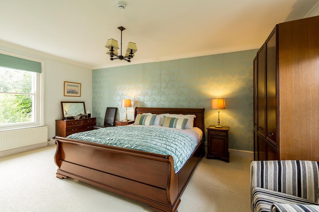 Malvern View 4*