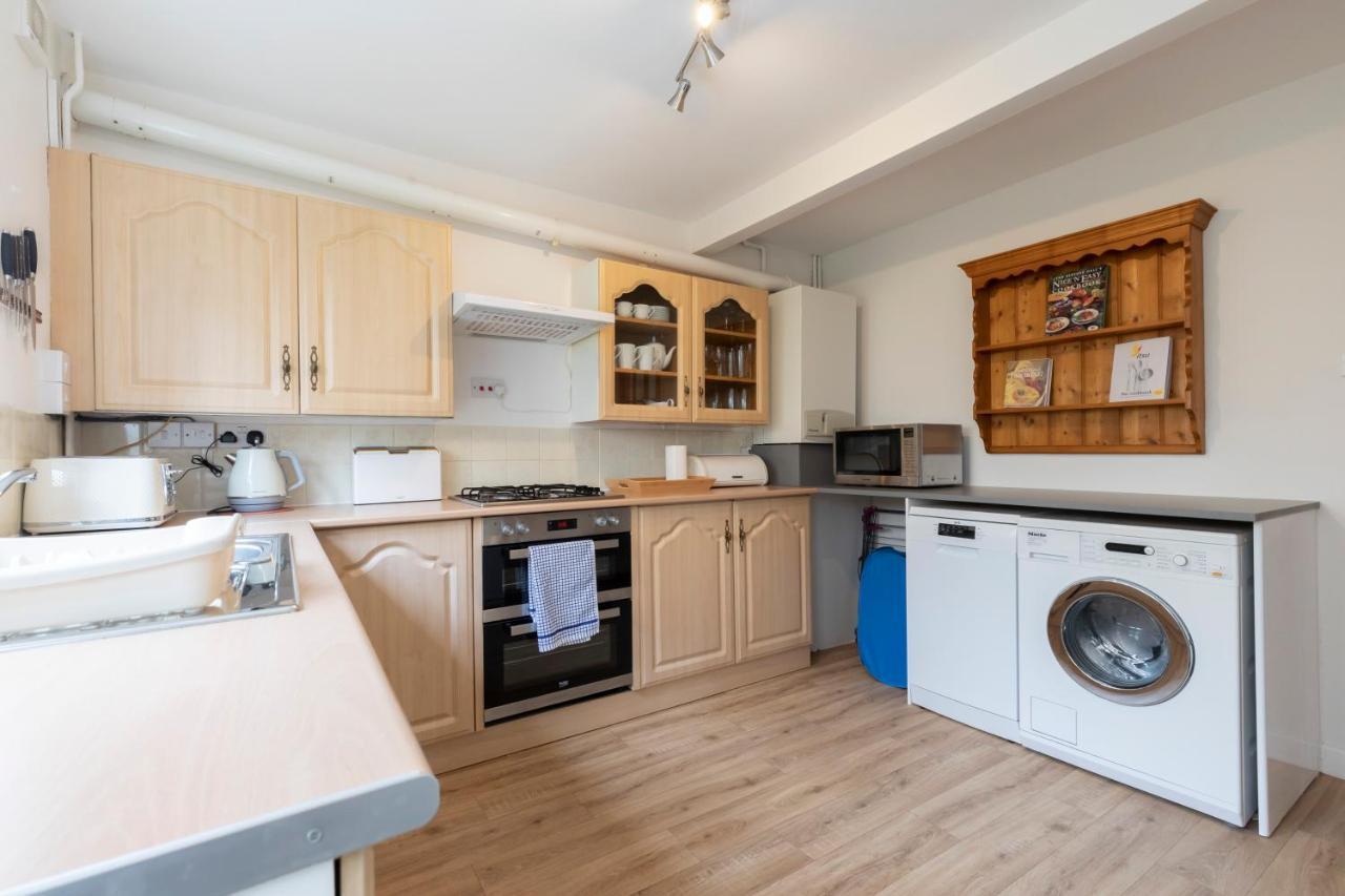 Luxury With Ev Charger - Lechampton Hills Holiday home