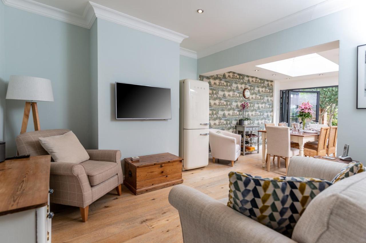 Luxury - Tivoli House Apartment Cheltenham