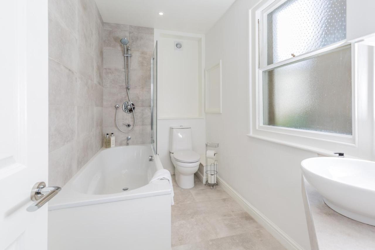 20 Montpellier Flat 2