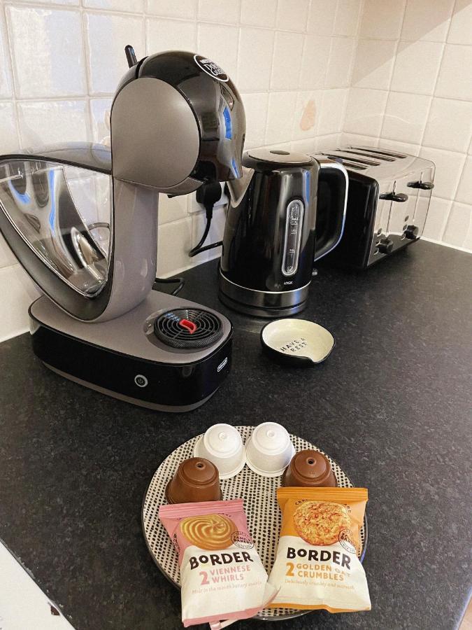 Holiday home 3 Bed In Town Centre With Free Parking For 1 Car