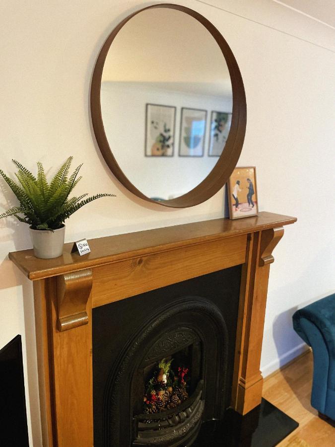 3 Bed In Town Centre With Free Parking For 1 Car Holiday home Cheltenham