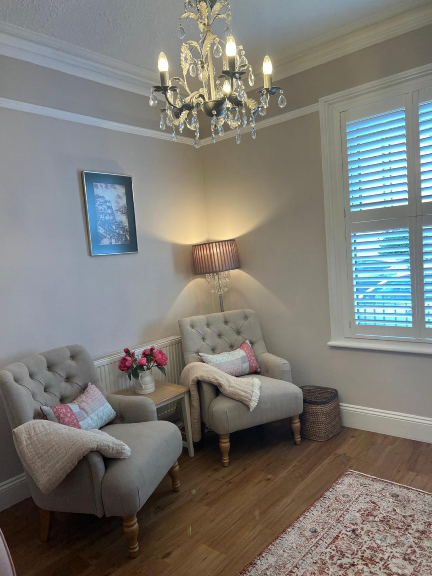 The Lily Pad - Townhouse, A Short Walk To Town Center And Racecourse