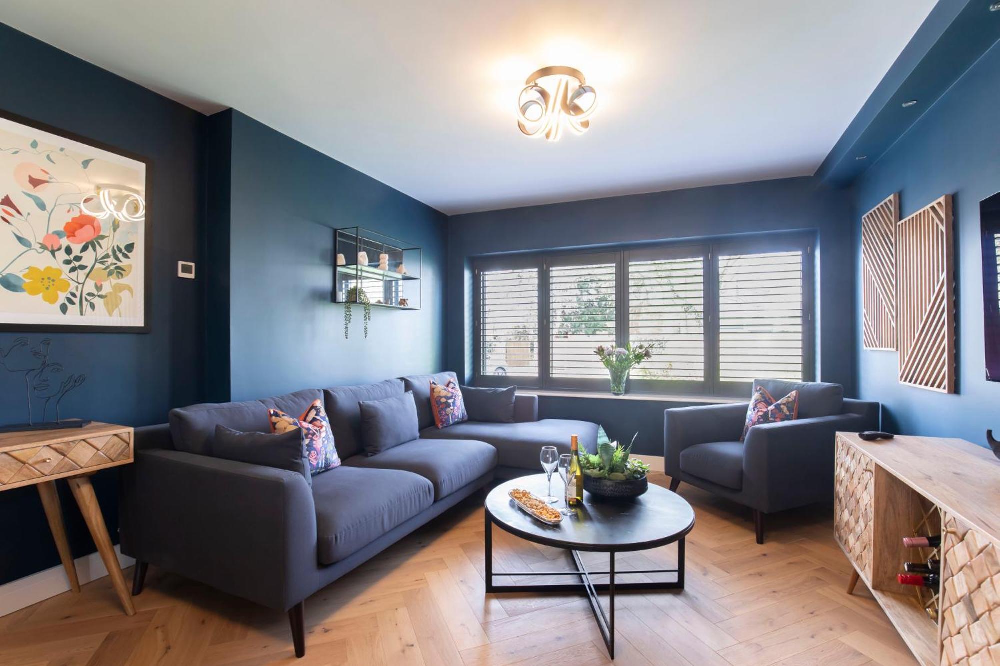 Apartment Elliot Oliver - Luxurious 6 Bedroom With Hot Tub & Log Burner *