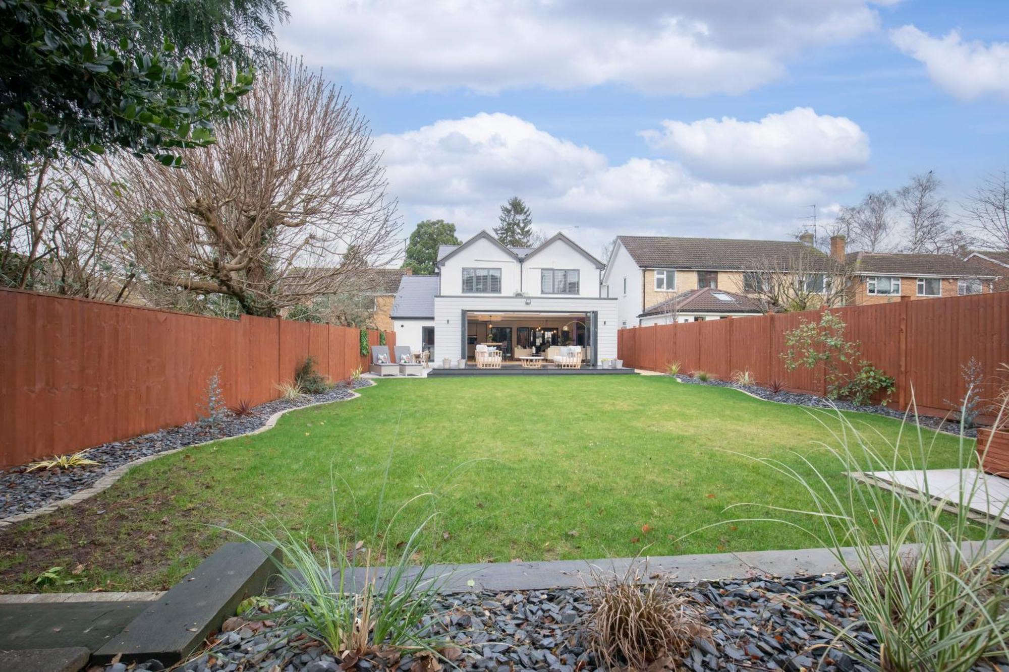 Elliot Oliver - Luxurious 6 Bedroom With Hot Tub & Log Burner * Cheltenham
