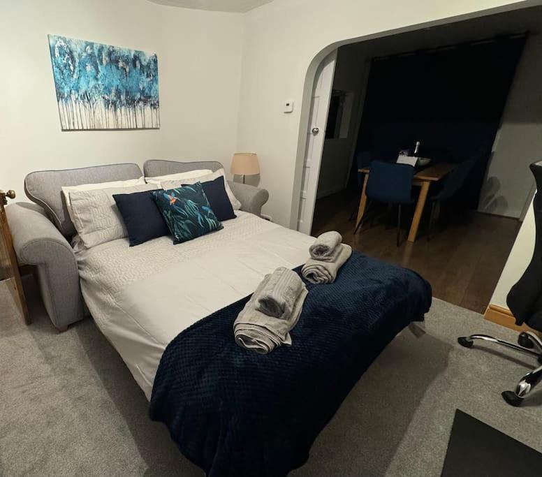 2-bedroom House In Town Centre Apartment *