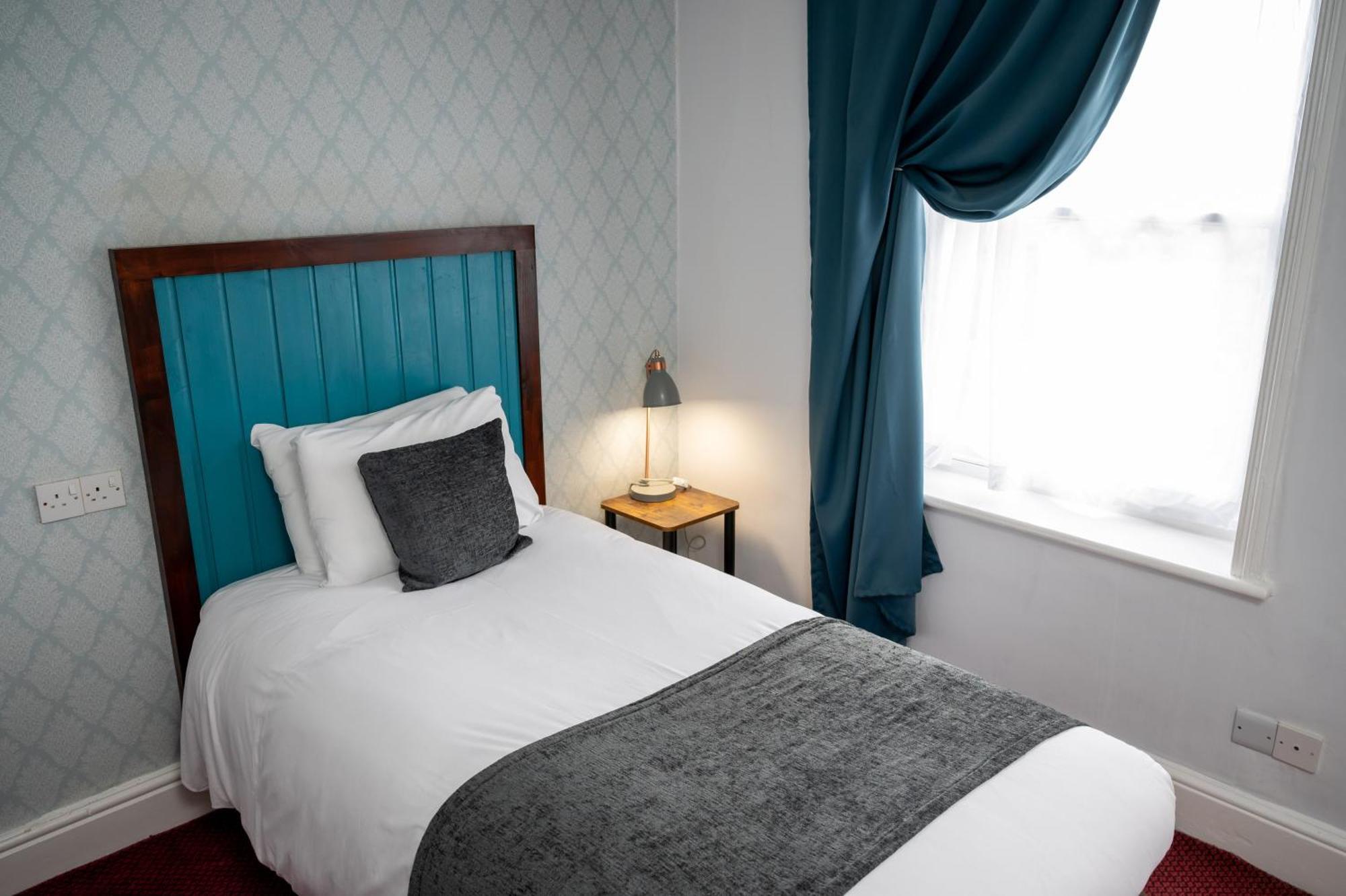 Rising Sun By Greene King Hotel 3*