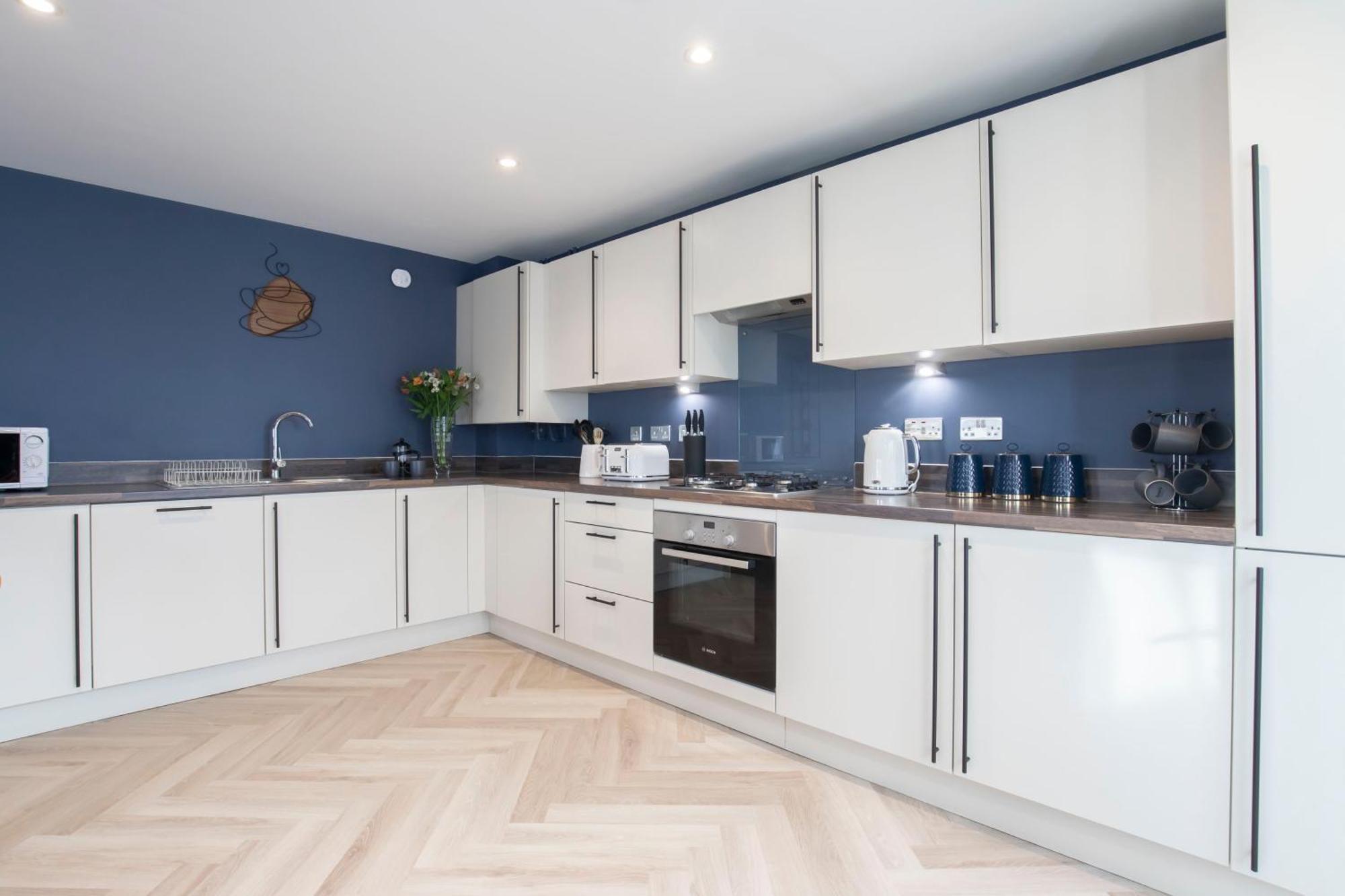 Apartment Elliot Oliver - Luxury Three Bedroom Town Centre With Parking