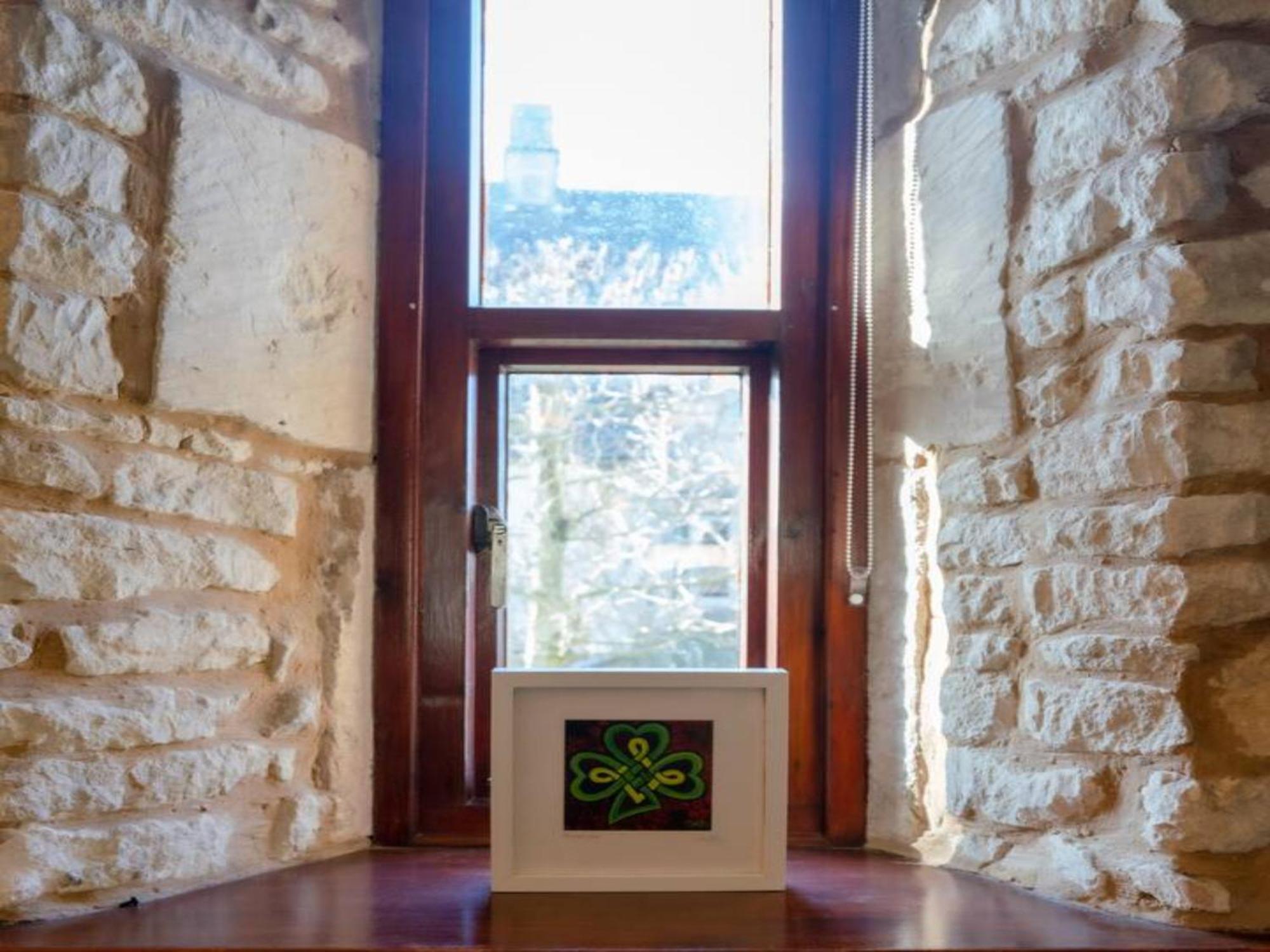 Holiday home Pass The Keys Converted 17th Century Barn With Garden Parking Cheltenham