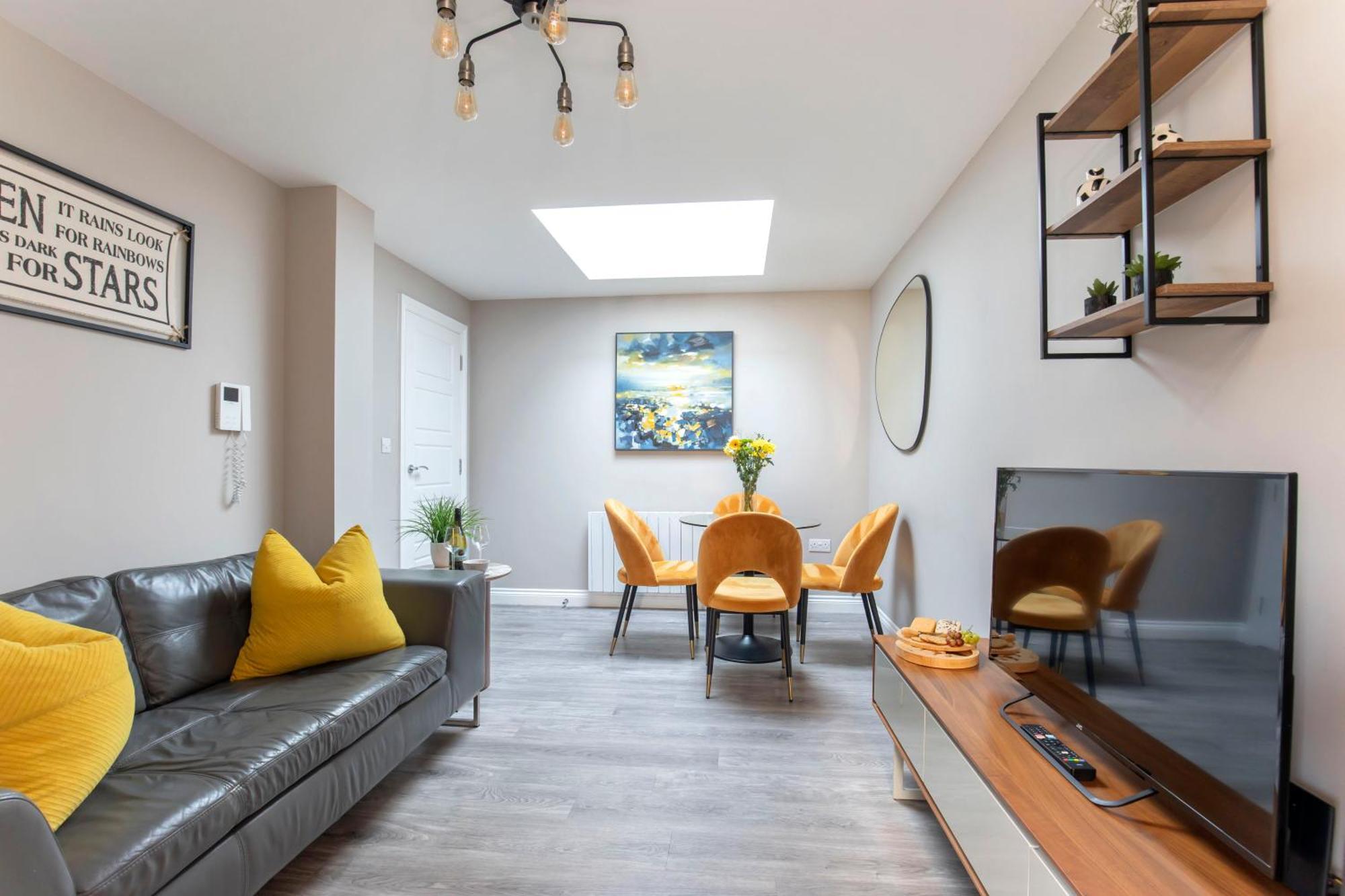 Apartment Elliot Oliver - Modern 2 Bedroom Town Centre