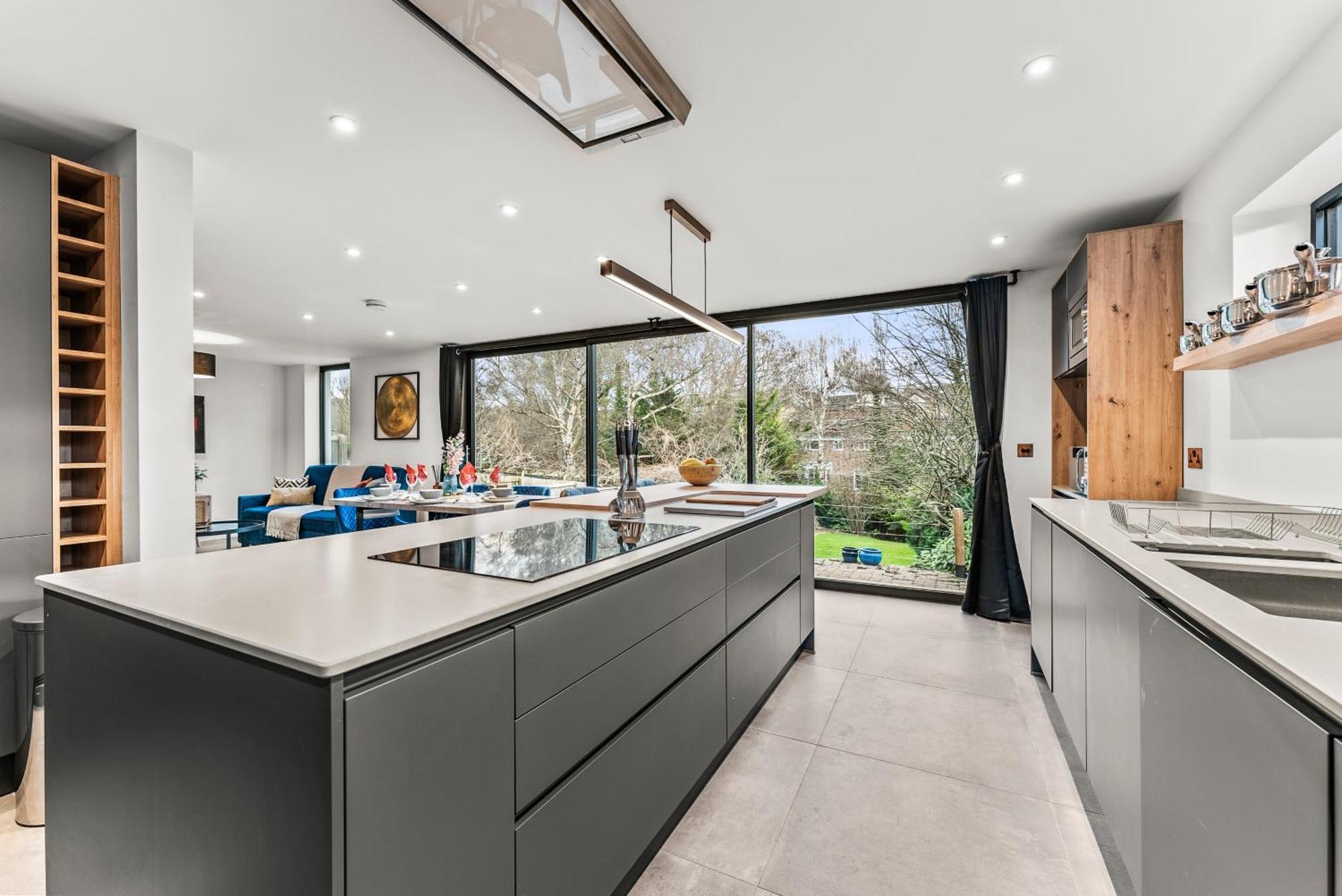 Holiday home Elegant Retreat In Cheltenham - Garden & Parking Included Cheltenham