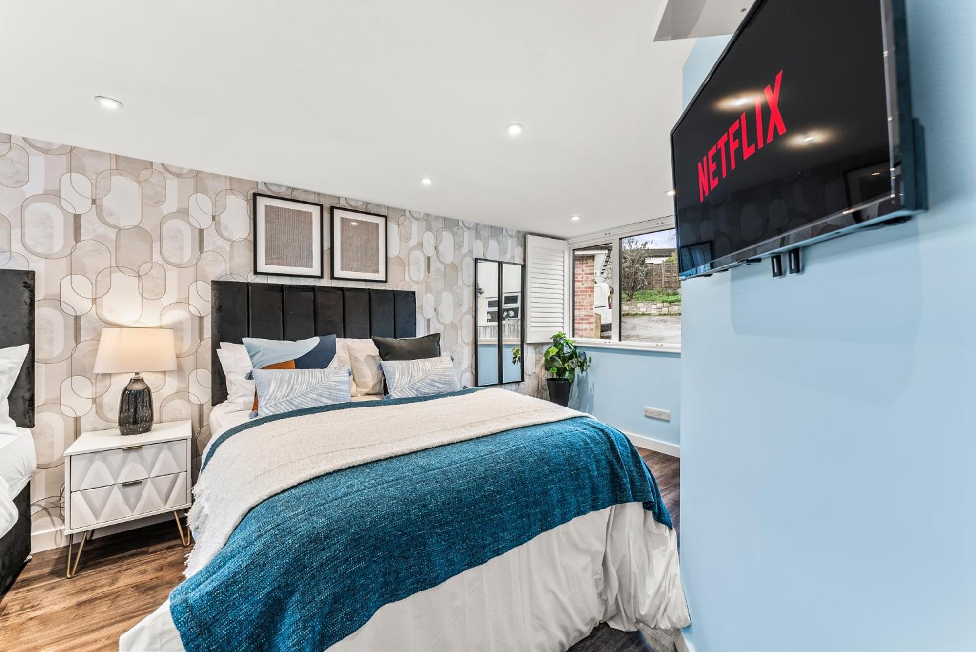 Holiday home Elegant Retreat In Cheltenham - Garden & Parking Included Cheltenham