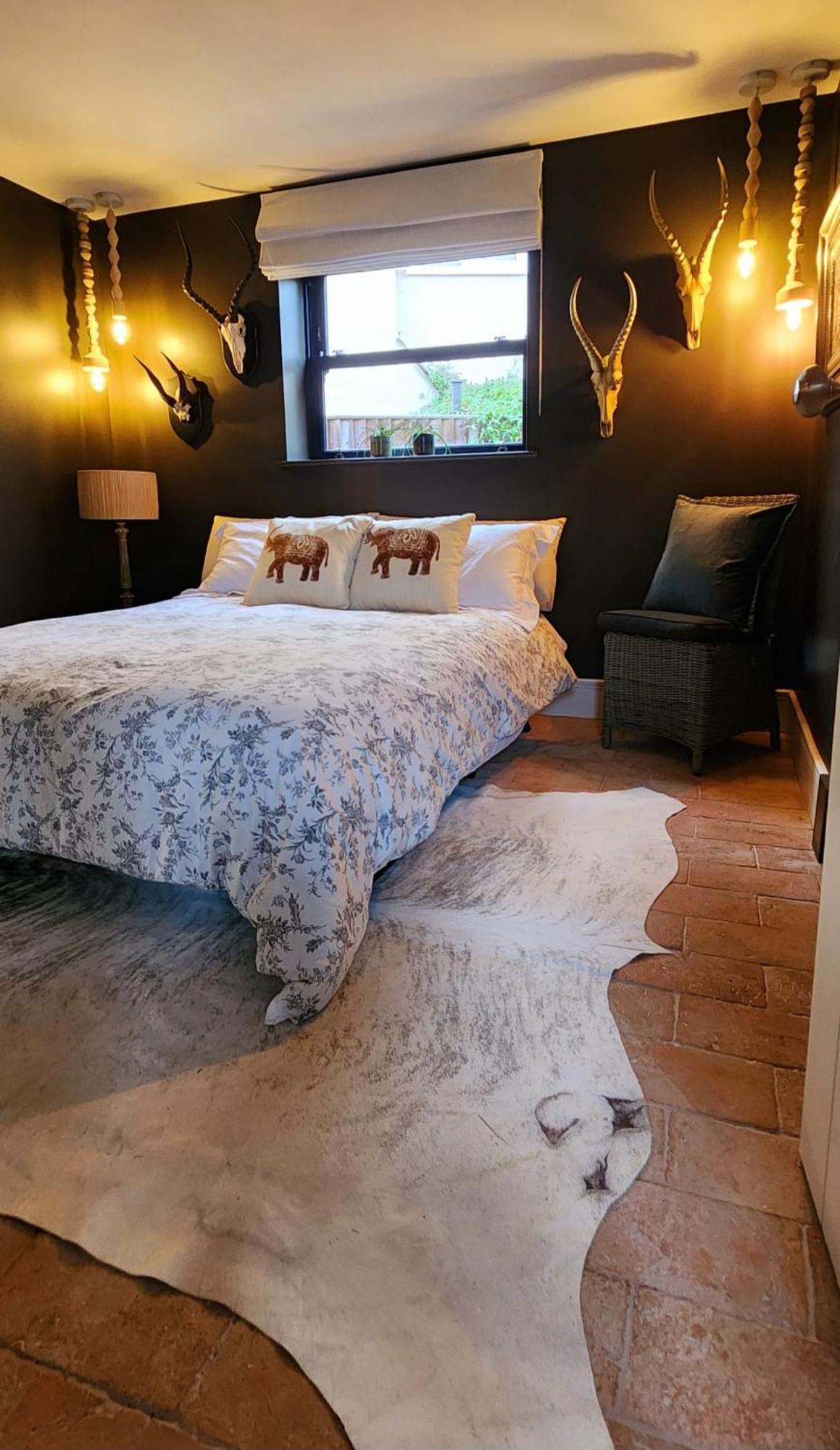 La Casa Rosa - Free Parking Close To Racecourse * Cheltenham