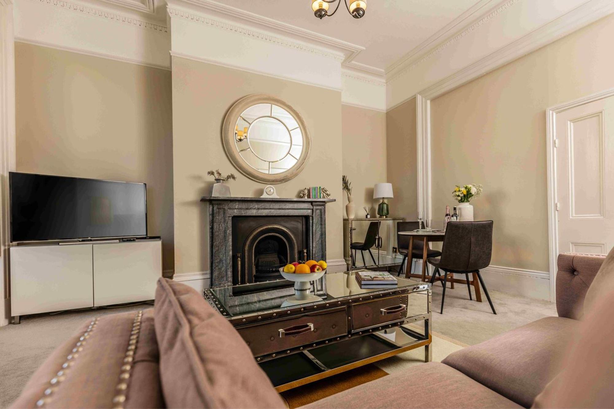 Luxury - 18 Lansdown Crescent * Cheltenham