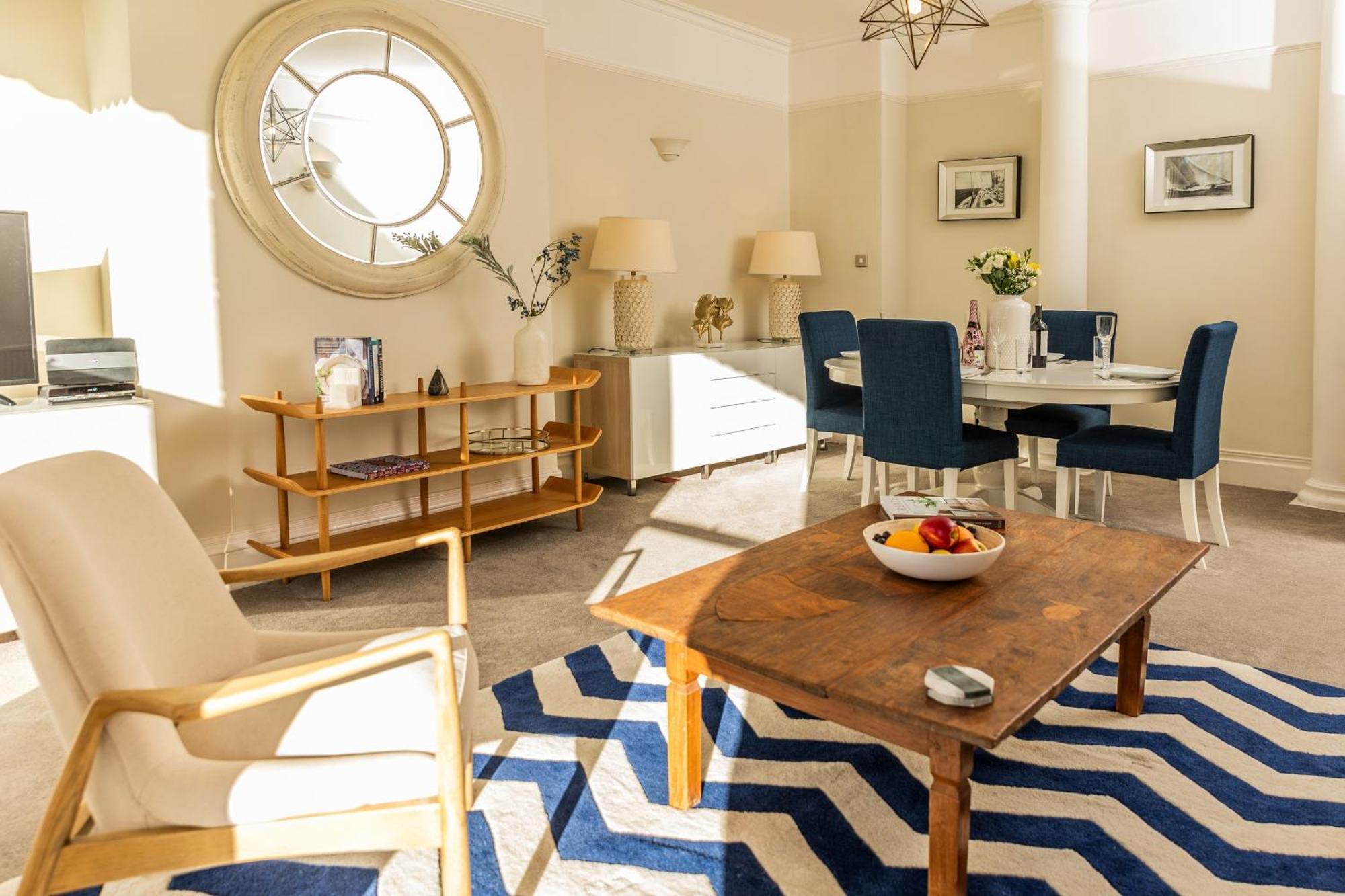 Apartment 24 Montpellier Road *