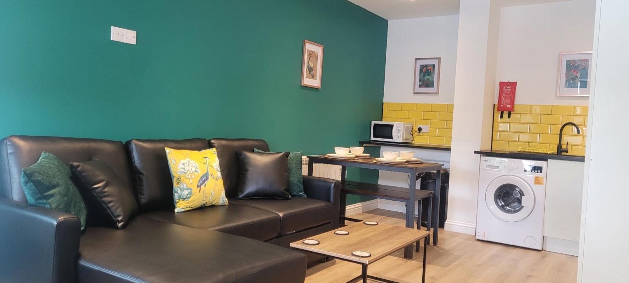 Leckhampton Road - *