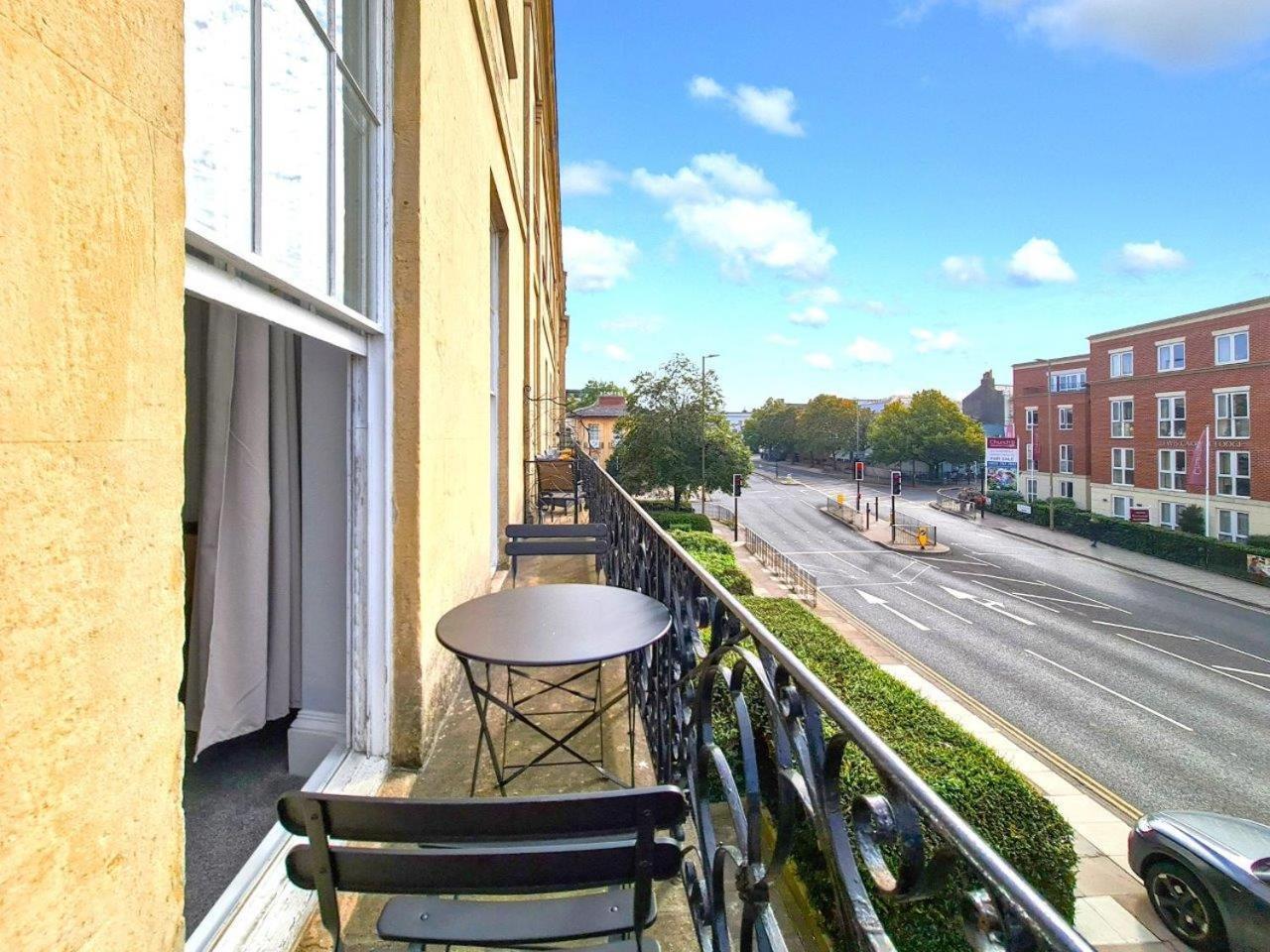 Margaret's Terrace By Fortuna * Cheltenham