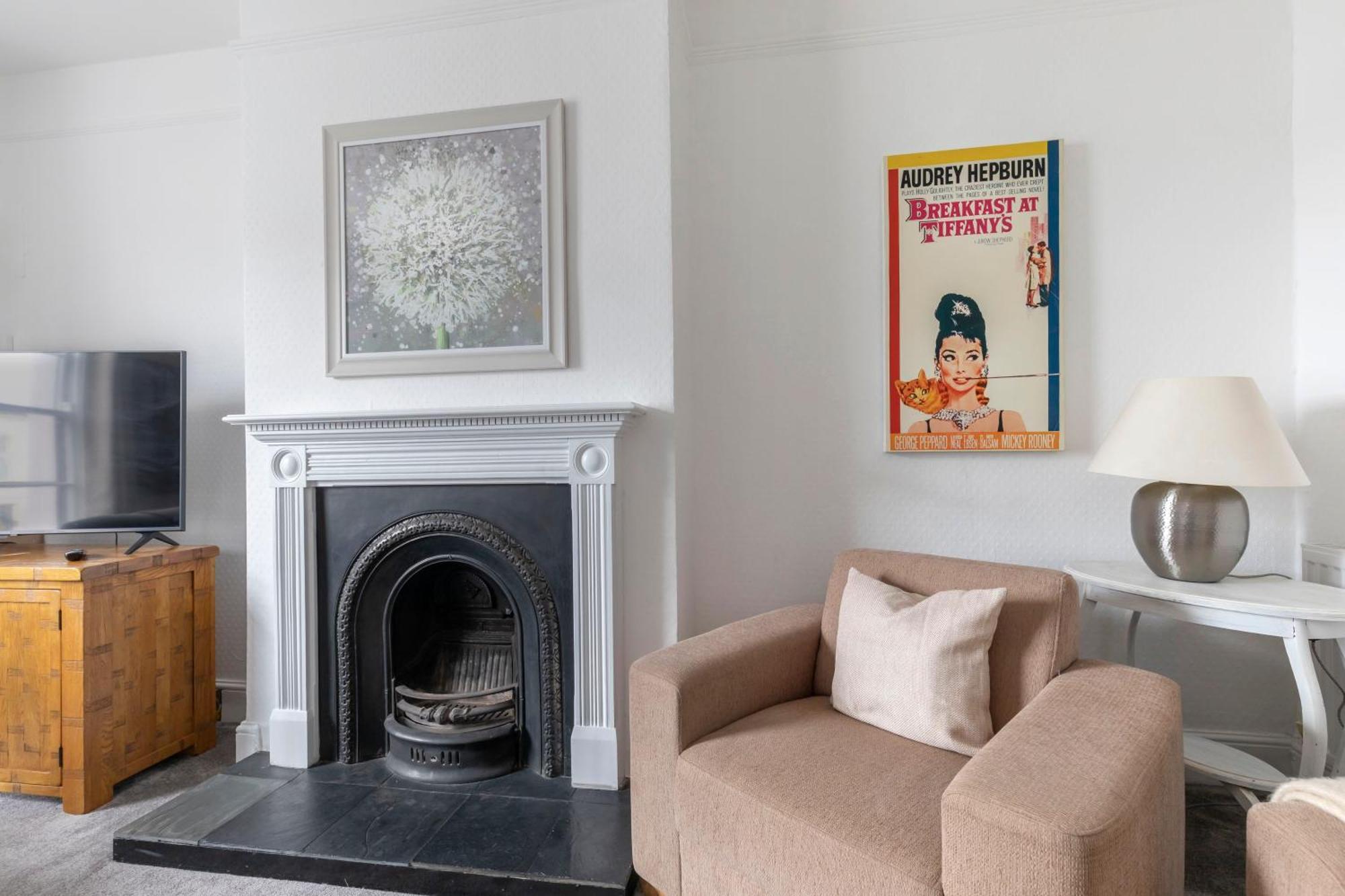 Holiday home Fabulous, Vibrant, Town House, Bath Road *