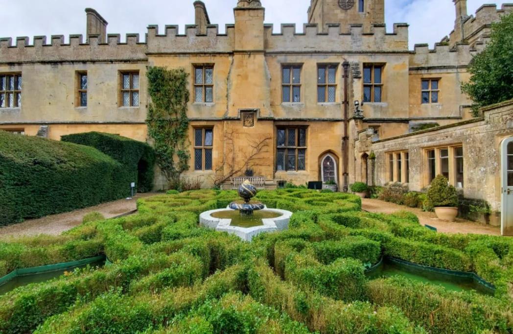 Jasmine Cottage, Upper Slaughter, Cotswolds * Cheltenham