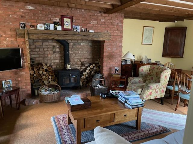 Homestay The Old Coach House Cheltenham
