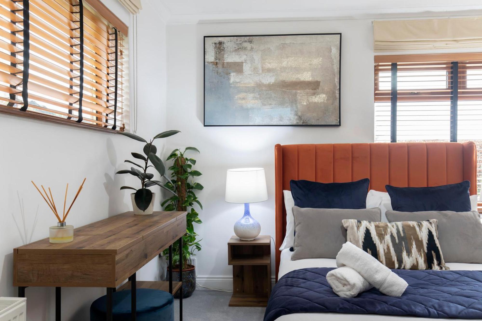 Magnificent 3-bedroom With Swim * Cheltenham